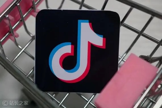 大家对同城交友和抖音上的陌陌交友有什么看法？有没有安全隐患？