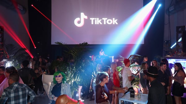 tiktok如何创建佣金账户？